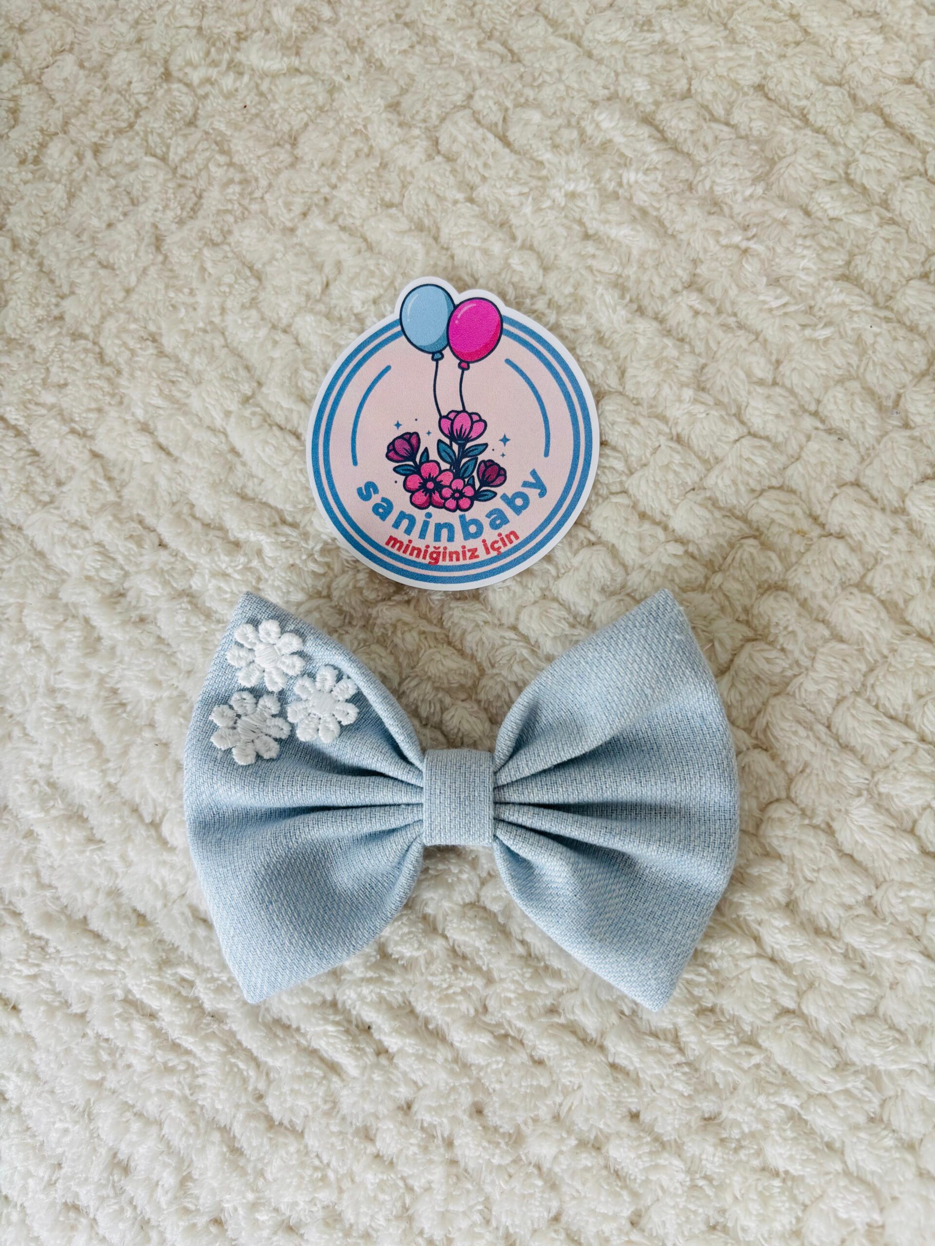 Mini Çiçekli Fiyonk Toka Kız Bebek - Açık Mavi